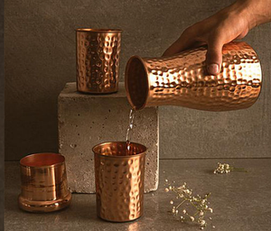 Bouteille et carafe en cuivre solide de pureté 100% pour la maison et le bureau bouteille d'eau finie martelée à des prix bon marché de l'Inde - Product Image 4