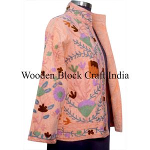 เสื้อโค้ทฤดูหนาวผู้หญิง ขายส่ง ผ้าฝ้ายปักลายซูซานี ผ้า TNT แจ็คเก็ตคอตั้ง ดีไซน์สั้น ให้ลุคหรูหรา - Product Image 4