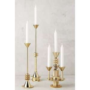 Portavelas de latón de calidad superior con un elegante trabajo vintage y acabado artesanal, ideal para coleccionistas y entusiastas de la decoración - Product Image 3