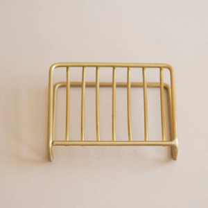 Porte-savon en laiton poli design intégré | Accessoire de salle de bain mural avec plaque arrière unique pour l'installation - Product Image 1