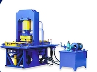 2025 Machine de fabrication de briques en plastique de pavage hydraulique entièrement automatique Nouvelles idées d'invitation pour les petites entreprises utilisant Sand Raw PLC