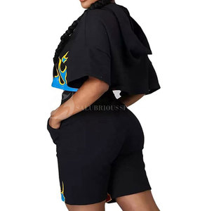 Ensemble de survêtement pour femmes, sweat-shirt à lacets uni et short mi-long, design personnalisé, imprimé - Product Image 4