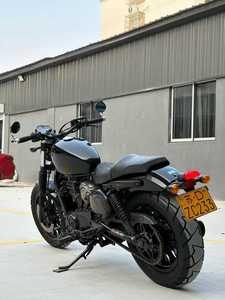 รถมอเตอร์ไซค์วินเทจสไตล์เกาหลี Qingqi1 รุ่นใหม่ ขายดีที่สุด ใช้เครื่องยนต์เบนซินสองสูบ ความเร็วสูงสุด 120 กม./ชม. ความจุ 300 ซีซี - Product Image 4