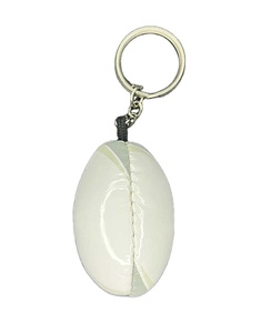 พวงกุญแจลูกรักบี้ขนาดเล็กพิมพ์ลายตามสั่งพวงกุญแจยางเย็บด้วยมือโดยตรงจากผู้ผลิตในอินเดีย - Product Image 1