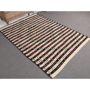 Grand tapis vintage 5,5x7,6 pieds, tapis turc Kilim noir à pois en laine - Product Image 1