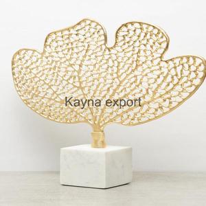 Nouvelle Collection de sculptures en feuille d'or Sculpture décorative fantaisie en feuille de métal Sculpture décorative en métal pour salon - Product Image 3