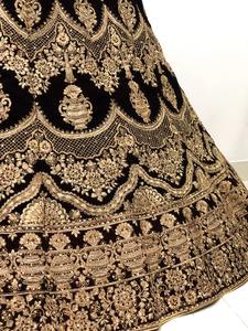 นักออกแบบอินเดียสุดพิเศษ Lahenga Choli พร้อมเสื้อเดรสดีไซน์เนอร์อินเดียแบบดั้งเดิมสวมใส่สบายๆวัสดุเดรสสีชมพูสีสันสดใส - Product Image 4