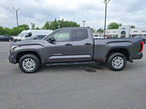 โตโยต้า ทันดรา SR5 4x4 SR5 4 ประตู ดับเบิ้ลแค็บ ปี 2023 รุ่นมาตรฐาน - Product Image 3