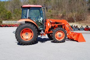 Compre el tractor Kubota M6040 Potente tractor agrícola 4WD Listo para entrega Envío rápido Precios al por mayor disponibles - Product Image 2