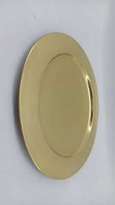 Plaque de chargeur fabriquée à partir de matériaux comme le laiton, sont des articles de vaisselle de cuisine décoratifs utilisés dans l'hôtel et le mariage - Product Image 3