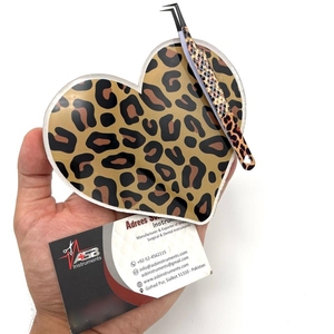 Venta al por mayor de baldosas de pestañas acrílicas personalizables con estampado de guepardo, último diseño sostenible, pinzas para pestañas cuadradas con flores y mariposas - Product Image 5