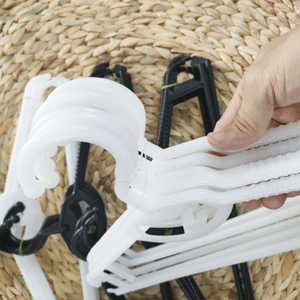 Nouveau cintre en plastique 360 degrés rotatif largeur d'épaule taille 41cm de Long avec couleur personnalisée Pavico Vietnam de la manufacture - Product Image 4