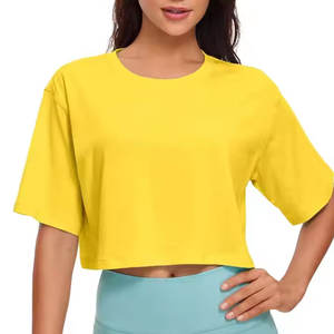 T-shirt crop top de haute qualité pour femmes conception OEM vêtements d'été du Pakistan - Product Image 1