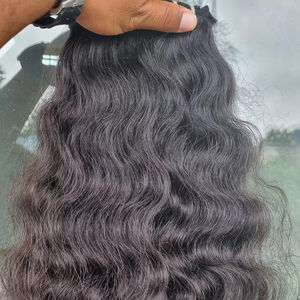Extensions de cheveux humains vierges indiens bruts pas de traitement chimique Remy non transformés simples cheveux de trame bouclés étirés 100g de poids - Product Image 1