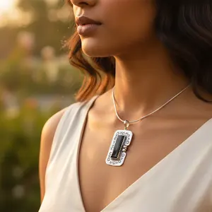 Colgante Geométrico de Plata de Ley 925 con Baño de Oro Rosa y Rodio con Turquesa y Circonita para Mujer - Product Image 1