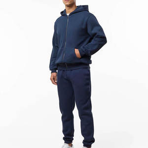 Ensemble de survêtement pour homme avec logo personnalisé, survêtement pour homme avec design bicolore et détails de passepoil contrastés - Product Image 1