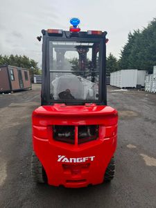 Chariot élévateur tout-terrain diesel 4x4 neuf ISO EPA CE 2 tonnes 3 tonnes 3,5 tonnes avec mât à deux étages pour usage agricole - Product Image 6