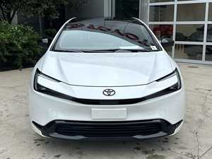 Toyota Prius XLE 2026 Usado en Excelentes Condiciones, Volante a la Izquierda y Derecha (LHD/RHD), Autos Usados en Venta - Product Image 1