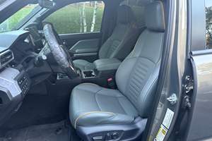 Toyota Tacoma Trailhunter Doble Cabina 4x4 Usada 2025 - Product Image 6