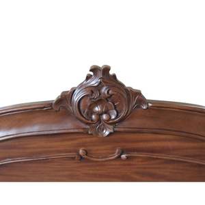 Cama Queen Anne Style de madera tallada - Product Image 4