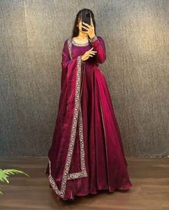 Hermoso vestido Con Dupatta Con Bordado Trabajo - Product Image 6