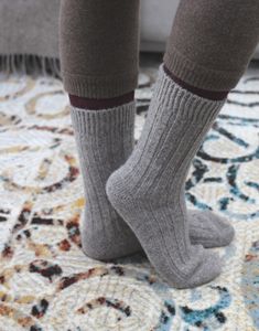 Breathable Mongolian Sheep Wool <b>Socks</b> Adults Men's Winter Crew Natural <b>Grey</b> Vertical Woven Loose Fit Logo Wholesale Custom - Product Image 6