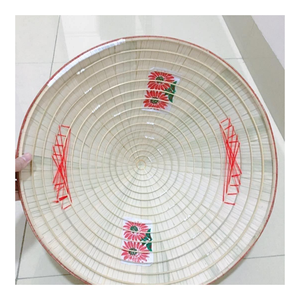 Authentique chapeau conique vietnamien feuille de palmier-Artisanat naturel, ventilé, préféré des touristes, événements de plage, spectacles culturels asiatiques - Product Image 1