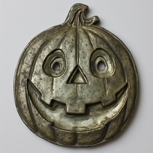 Escultura decorativa de calabaza de aluminio, acabado de pátina hecho a mano Con Encanto Antiguo, enriqueciendo las celebraciones de Halloween - Product Image 5