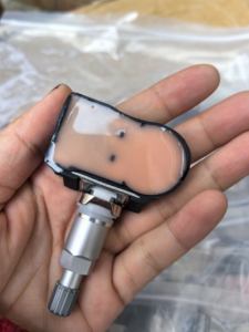 Sensore di Pressione Pneumatici TPMS per <span class=keywords><strong>BMW</strong></span> Serie 2 3 4 I3 I8 X1 X2 X5 36106855539, 36106858887 3610685888 36106881890 36106856209 - Product Image 3