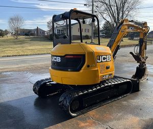 Mini-excavatrice JCB 48Z-1 2021 avec pince hydraulique, poids opérationnel de 10-500 lb, excavatrice sur chenilles, godet de 0,12 m, haute efficacité - Product Image 1