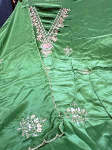 Trajes de moda india bordados a mano sin costuras de diseñador moderno para mujeres para fiestas de estilo tradicional - Product Image 3