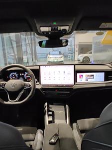 รถยนต์ Volkswagen Passat 1.8L ปี 2023 เครื่องยนต์เบนซิน สภาพดีมาก คุณภาพสูง พร้อมส่งมอบ - Product Image 4