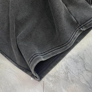 Ensemble de survêtement court personnalisé avec logo 2025, été, 300 GSM, lavé, 100% coton, sérigraphie - Product Image 3