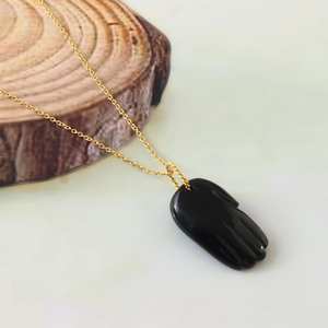 Onyx noir naturel Hamsa sculpté à la main pierre précieuse 925 pendentif à breloques en argent Sterling pour collier bijoux de mode pour les femmes en vrac - Product Image 2