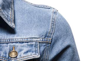 Veste en jean pour homme Vêtements d'extérieur décontractés Veste d'automne Manteau boutonné en jean Veste Slim Fit pour homme - Product Image 5