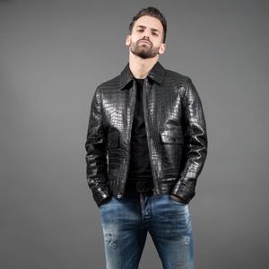 Veste en cuir de crocodile noir de luxe pour homme |   Vêtements d'extérieur authentiques faits à la main |   Manteau d'hiver personnalisé. - Product Image 1