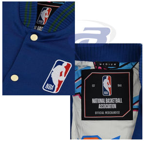 Chaqueta Varsity de Anime para Hombre con Cuello Camisero, Chaqueta Varsity de Anime Vintage de Invierno de Alta Calidad con Capucha y Cuello Alto - Product Image 3