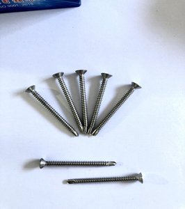 Vis en acier inoxydable en gros, finition naturelle, tête plate, empreinte Phillips, pointe autoperceuse - Product Image 4