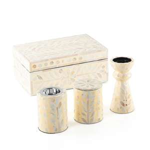 Brûleur de Bakhoor en bois de santal incrusté d'os de corne fait à la main pour les cérémonies d'encens spirituelles, décoration arabe classique, pièce maîtresse - Product Image 1