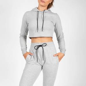 Top corto personalizado para mujer Sudaderas con capucha Precio directo de fábrica Cortar y coser Precio de fábrica Top corto con capucha para mujer - Product Image 3