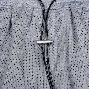 Short en maille double couche Haute qualité Respirant Séchage rapide Hommes Femmes Short en maille de basket-ball de gymnastique à sublimation personnalisée - Product Image 5