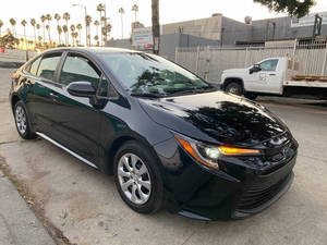 Toyota Corolla 2023 en parfait état - Product Image 3