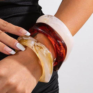 Hot Selling Eco-Friendly Resin <b>Bangle</b> Brass Inlay Stylish <b>Indian</b> Style Customizable Color Design - Product Image 1