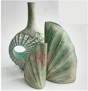 Vase en métal fini pour la maison Centre de table Pièces Décor Vases en métal Coulée d'aluminium Métal Vert Patine - Product Image 5