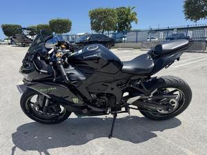 Vente rapide 2025 NINJA ZX-4R ABS - Product Image 2