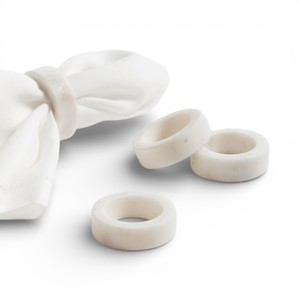 Anneaux de serviette en marbre blanc avec profil rond lisse pour des tables élégantes et minimalistes, uniques - Product Image 1