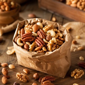 Noci Miste Dolci a Basso MOQ, <span class=keywords><strong>Nocciole</strong></span>, Anacardi, Noci, Mandorle, Confezionate <span class=keywords><strong>in</strong></span> Sacchetti Richiudibili o Barattoli <span class=keywords><strong>di</strong></span> Metallo 2026 - Product Image 3