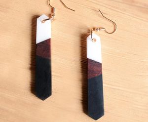 Boucles d'oreilles en forme de cœur en résine noire et blanche, en forme de cœur, en forme de feuille d'or carrée, ronde et géométrique, en résine de bois. - Product Image 1