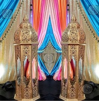 Lampes marocaines en bois Shobha Jain Impex avec thème arabe pour la décoration de scènes et de mariages, fabriquées à Delhi, Inde