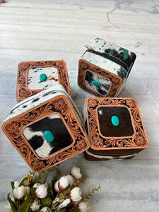 Boîte à bijoux personnalisée en cuir usiné à la main Boîte de voyage à bijoux métalliques pour cheveux Porte-bijoux pour femmes en cuir fait à la main - Product Image 4